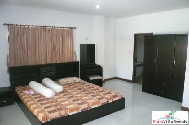 Single Storey Two Bedroom House in East Pattaya For Long Term Rent-6