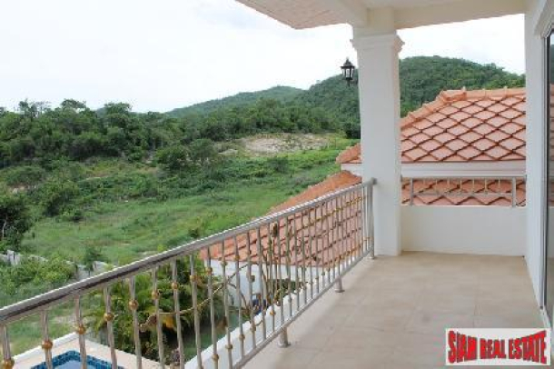 2 Storey house for sale only 200 meter to the beach.-11