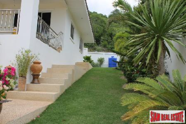 2 Storey house for sale only 200 meter to the beach.-15