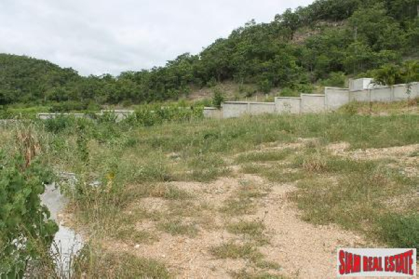Land with mountain and sea views for sale only 2.5 KM to Hua Hin town center.-3