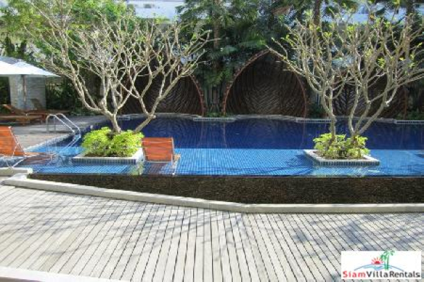 1 bedroom condominium unit with the direct access to the swimming pool for rent.-1