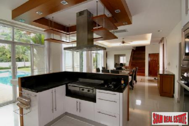 Exceptional 4 Bedroom 5 Bathroom Villa Now For Sale In An Ideal Location - East Pattaya-11