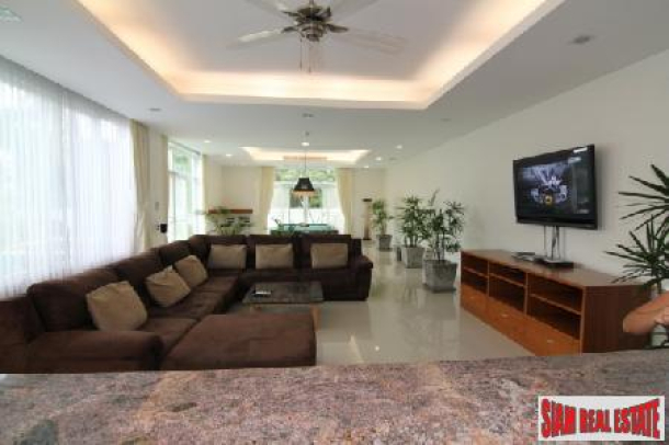 Exceptional 4 Bedroom 5 Bathroom Villa Now For Sale In An Ideal Location - East Pattaya-6