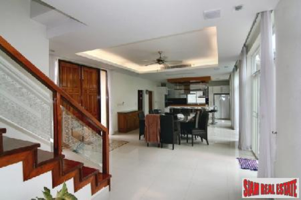 Exceptional 4 Bedroom 5 Bathroom Villa Now For Sale In An Ideal Location - East Pattaya-9