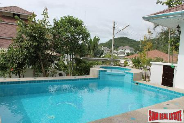 3 bedroom house with mountain and sea views for sale.-2