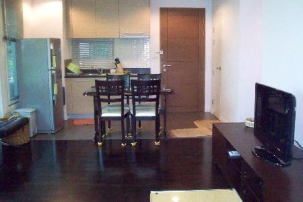 A 2 bedroom apartment in town for rent-4