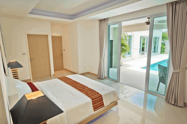 3 Bedroom 3 Bathroom Large Modern House In An Up-Market Location - East Pattaya-2