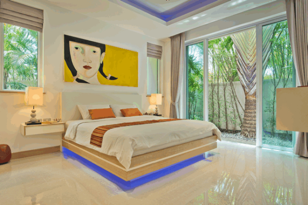 3 Bedroom 3 Bathroom Large Modern House In An Up-Market Location - East Pattaya-7