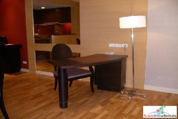 Urbana Sathorn | Luxury Large One Bedroom Condo for Rent on High Floor-2