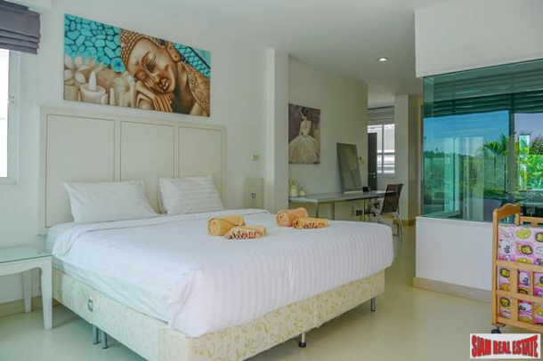 Spacious, Luxury Four-Bedroom Pool Villa on Samui's Southeastern Coast-23
