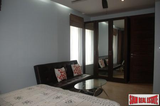 Baan Maneekram Jomthong | Sophisticated Four Bedroom Pool Villa in Chalong-10