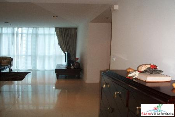 Athenee Residence | Two Bedroom Condo for Rent Near Ploenchit BTS Station & Central Department-2