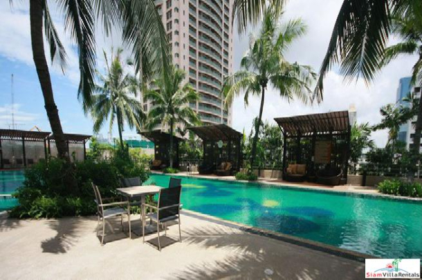 Green Point Condo Silom | Two Bedroom Condo for Rent a Short walk to Silom BTS and MRT Station-14
