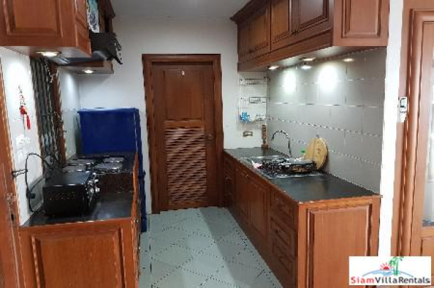 Trendy Condo | One Bedroom Condo for Rent a 5 Minute Walk To Nana BTS Station-16