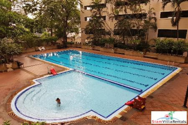 Saranjai Mansion | Beautiful Condo for Rent on Top Floor of Saranjai Mansion, Sukhumvit Soi 6 Short Walk to BTS Nana-4