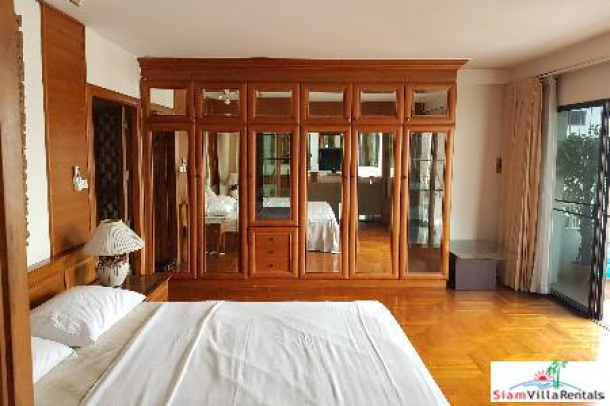 Saranjai Mansion | Beautiful Condo for Rent on Top Floor of Saranjai Mansion, Sukhumvit Soi 6 Short Walk to BTS Nana-5