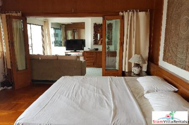 Saranjai Mansion | Beautiful Condo for Rent on Top Floor of Saranjai Mansion, Sukhumvit Soi 6 Short Walk to BTS Nana-9