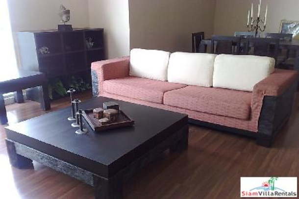 Trendy Condo | One Bedroom Condo for Rent a 5 Minute Walk To Nana BTS Station-1