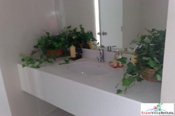 Trendy Condo | One Bedroom Condo for Rent a 5 Minute Walk To Nana BTS Station-12