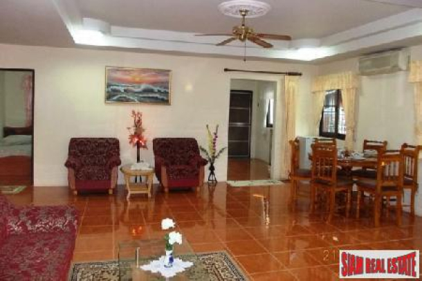 Large House With 3 Spacious Bedrooms - South Pattaya-4