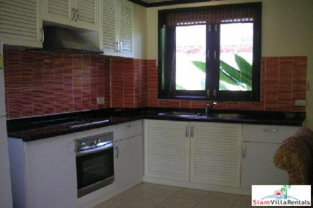 Quality Rental Property Two Minutes Walk To The Beach-5