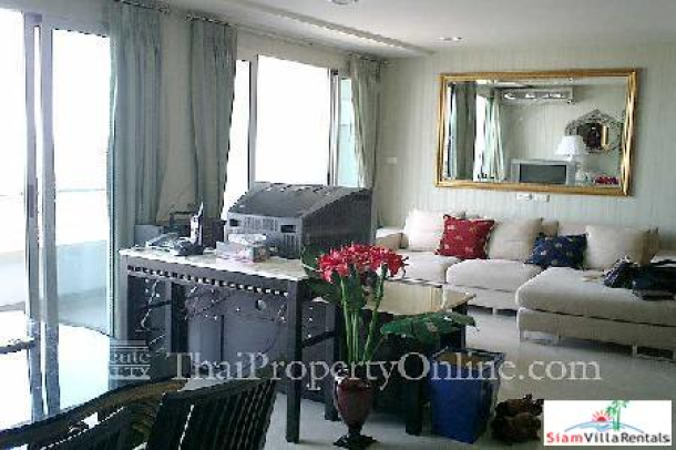 Two bedroom apartment with stunning Chaopraya river views in Silom Sathorn-2