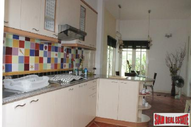 Fully furnished 3 bedrooms house for sale-8