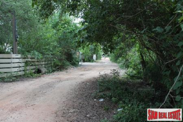 Land for sale only 200 meter to the beach.-3