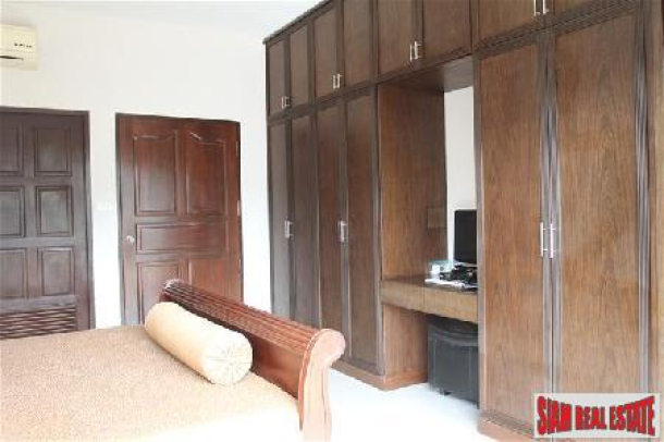 Fully furnished 3 bedrooms pool villa for sale.-6