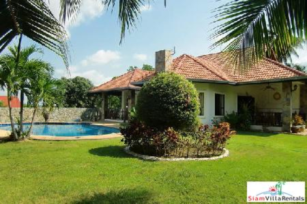 Detached Pool Villa Now Available For Long Term Rent - East Pattaya-1