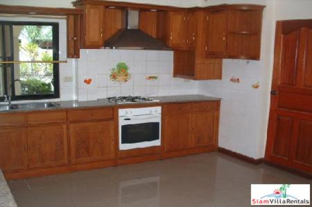 4 Bedroom 4 Bathroom House Now Available For Long Term Rent - East Pattaya-5