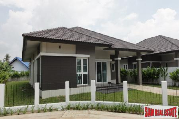 3 Bedroom Single Storey House Now On The Market For Sale - East Pattaya-8
