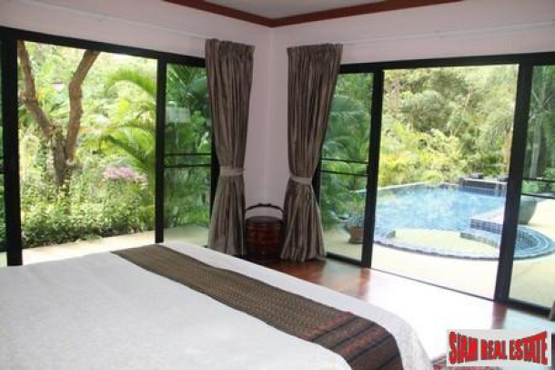 Spacious, Four-Bedroom Thai-Balinese Villa in Garden Setting-14