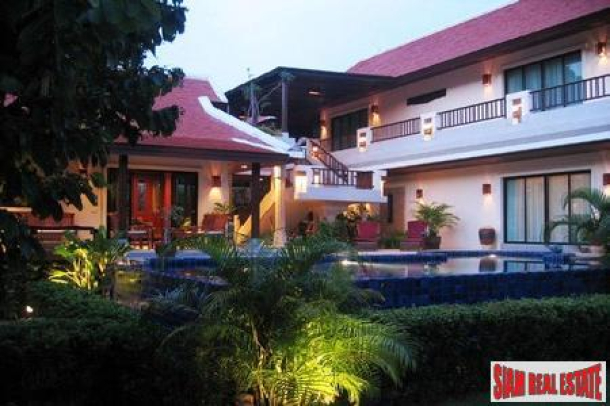 Spacious, Four-Bedroom Thai-Balinese Villa in Garden Setting-7