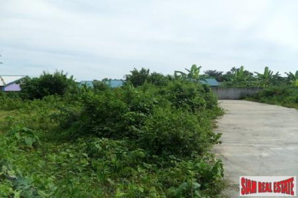 Residential Plot Available in Rawai-3