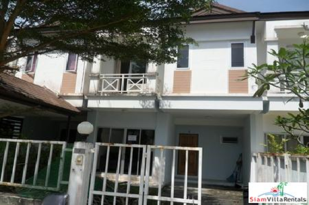 Nice Two-Bedroom Townhome in Chalong-1