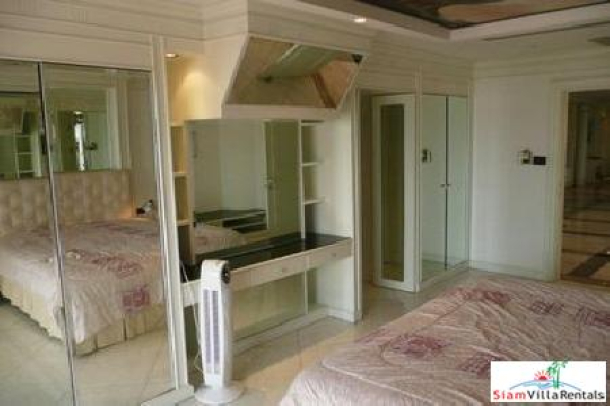 3 Bedroom Apartment Available For Long Term Rent - Wong Amat-11