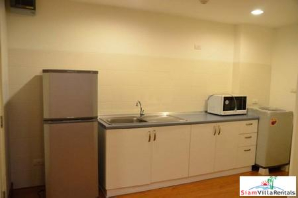 One Bedroom Condo with Communal Pool in Bypass Area-5