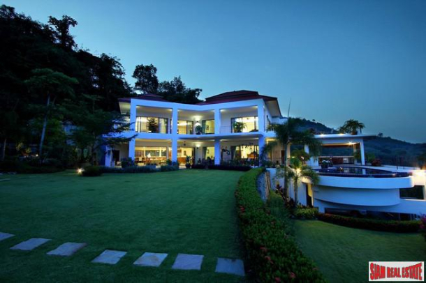 Poo Sawan | Idyllic Three Bedroom Luxury Sea View Home in Chalong-30