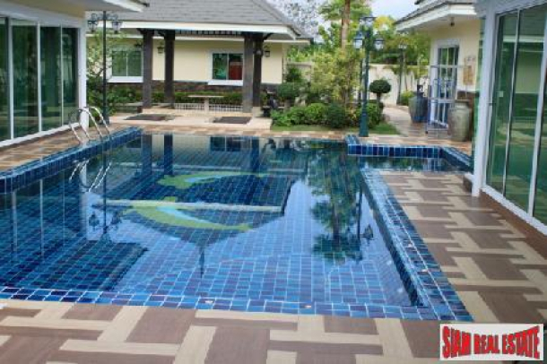 3 Bedroom 5 Bathroom House Fully Fitted With Modern Furniture And Appliances - Huay Yai-1