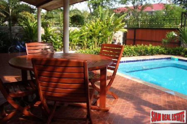 Two Bedroom Two Bathroom House In South Pattaya For Sale-4