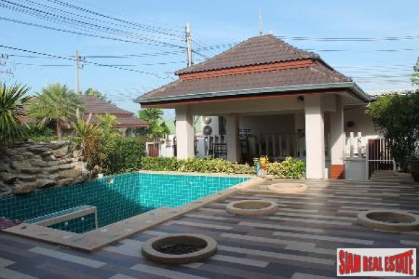 4 bedrooms villa with private swimming pool for sale only few minutes to Hua Hin town.-1
