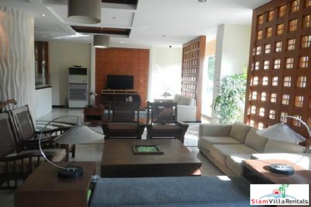 One Bedroom Condo in Prime Patong Location-2