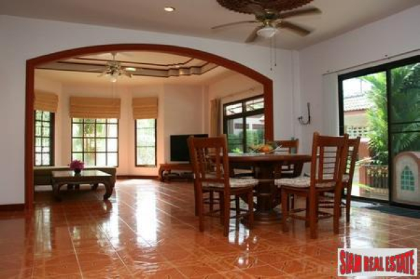Spacious Three Bedroom House Plus Guest House in Rawai-2