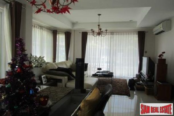 Lovely Three Bedroom House with Pool in Chalong-4