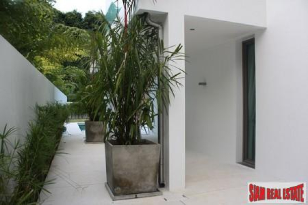 Modern, Three Bedroom Pool Villas in New Rawai Development-3