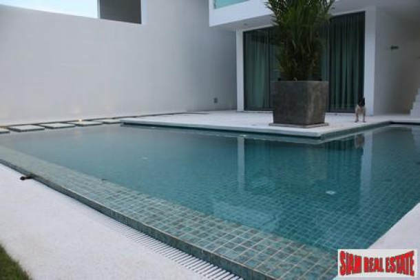 Modern, Three Bedroom Pool Villas in New Rawai Development-4