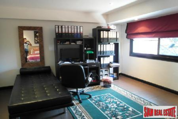 4 Bedroom 4 Storey House Recently Renovated In South Pattaya-8