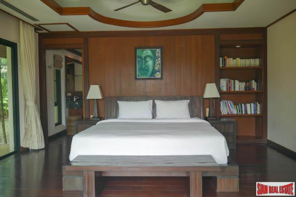 Beautiful Modern 6 Bedroom House With 2 Private Jacuzzi's  Jomtien-11