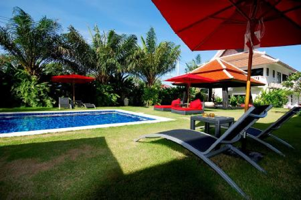 3 Bedroom 4 Bathroom Villa In A Prime Location Only 15 Minutes From Pattaya-2
